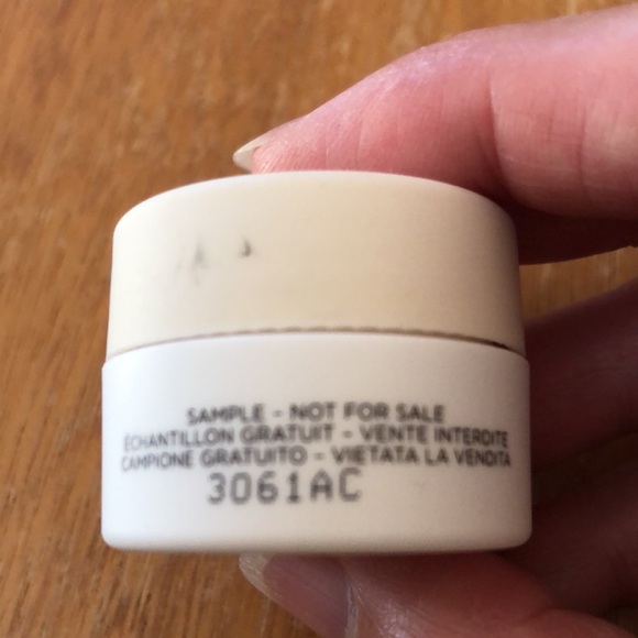 Laura Mercier Neroli Du Sud serum body cream - Picture 3 of 3